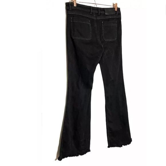 ✅SOLD-Rachel Zoe | Flare Leg Denim Jeans Raw Cut Hem Mid Rise Black Stretch - Picture 3 of 7